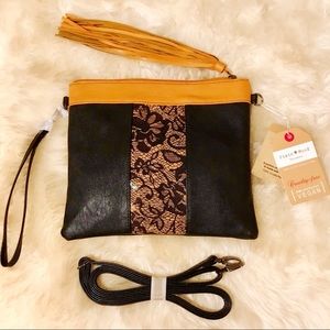 ✨SALE✨ NWT Pixie Mood Vegan Clutch/CrossBody bag